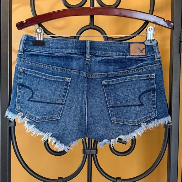 AMERICAN EAGLE Embroidered Floral Denim Jeans - Picture 4 of 9